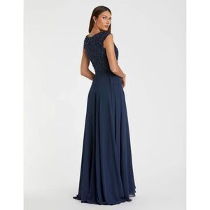 Mac Duggal Navy Applique Cap Sleeve Bodice Flowy Gown - Size 4 - NWT